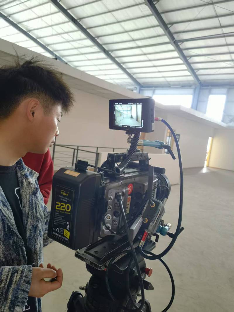 解锁乌兰县广告片拍摄：以创意镜头，解锁品牌商业价值新高度